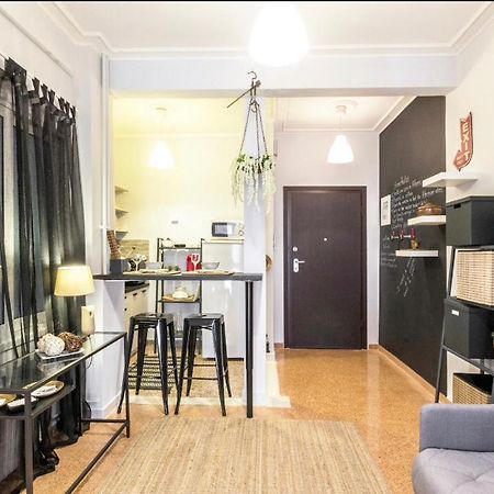 Luxuriously Central Studio In The Heart Of Athens Atenas Exterior foto